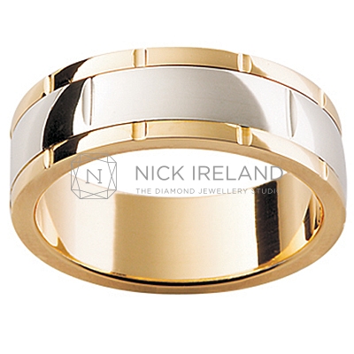 GW26 / 18ct White and Yellow Gold Gents Wedding Ring