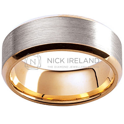 GW29 / 18ct white and yellow gold gents wedding ring