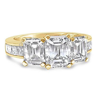 FSDR10/ 18ct Gold 3ct Emerald Cut Trilogy Engagement Ring