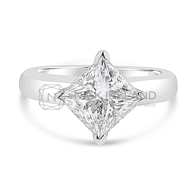 FSDS8/ 18ct White Gold 1.5ct Princess Cut Solitaire
