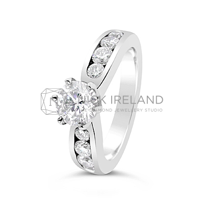 TDR41/ 18ct White Gold Diamond Engagement Ring
