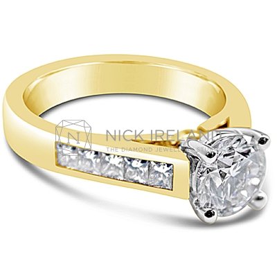 TDR29/ 18ct Yellow Gold Diamond Engagement Ring