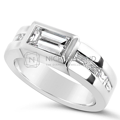FSDR13/ 18ct White Gold 1ct Bagette Diamond Ring