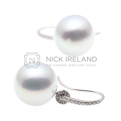 PJ6 / 18ct White Gold South Sea Pearl Diamond Earrings