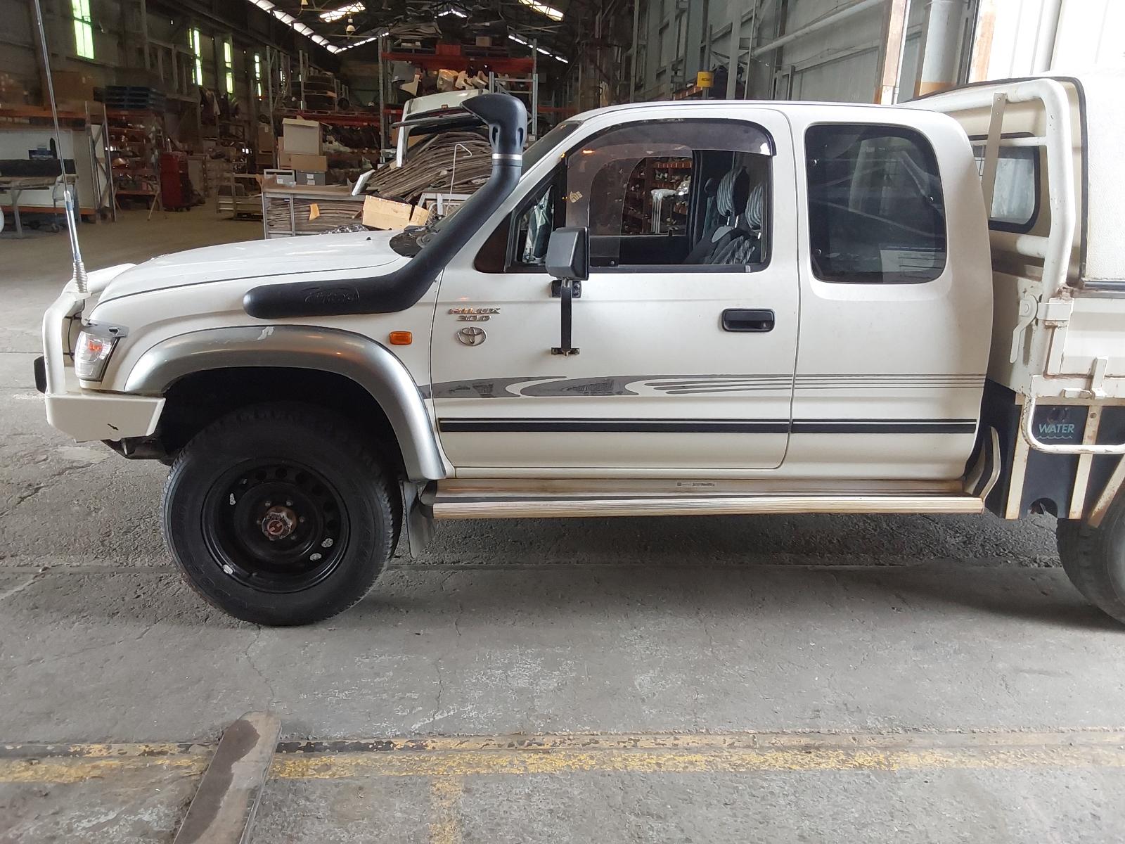 Gear Stick/Shifter Hilux Toyota 2002