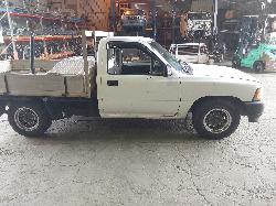 View Auto part Grille Toyota Hilux 1989
