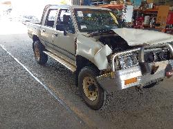 View Auto part 2nd Seat (Rear Seat) Toyota Hilux 1995