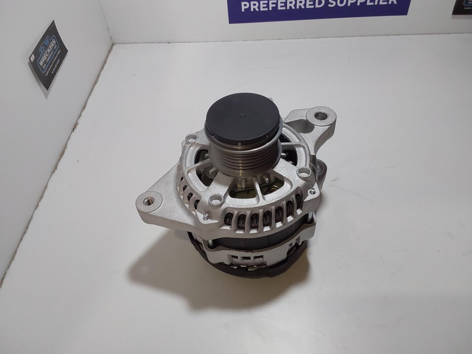 View Auto part Alternator Toyota Rav4 2015