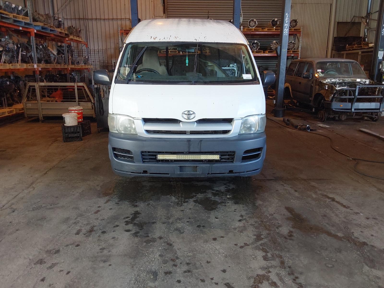 View Auto part Fuel Tank Toyota Hiace 2005