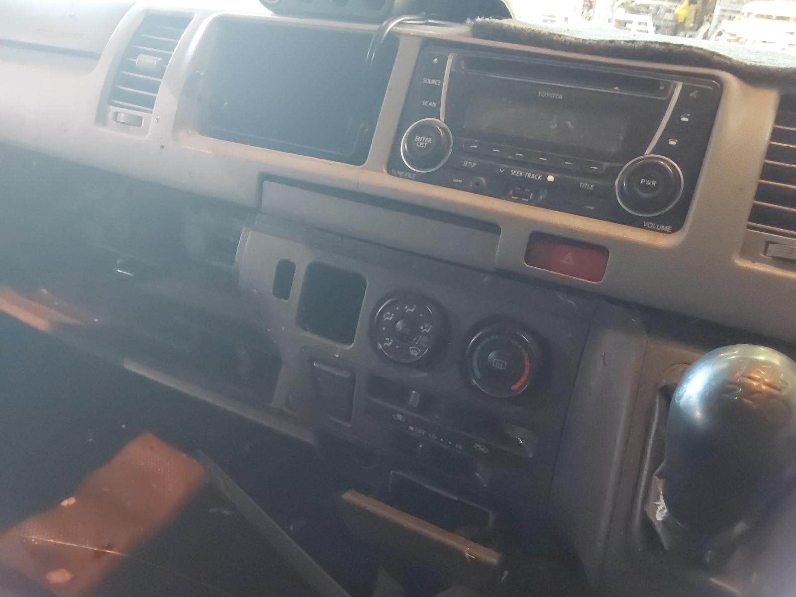 View Auto part Door Hinge/Runner Toyota Hiace 2005