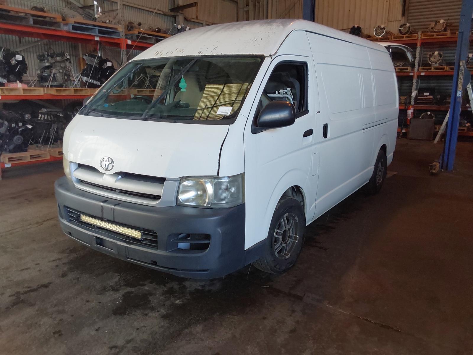 View Auto part Fuel Tank Toyota Hiace 2005