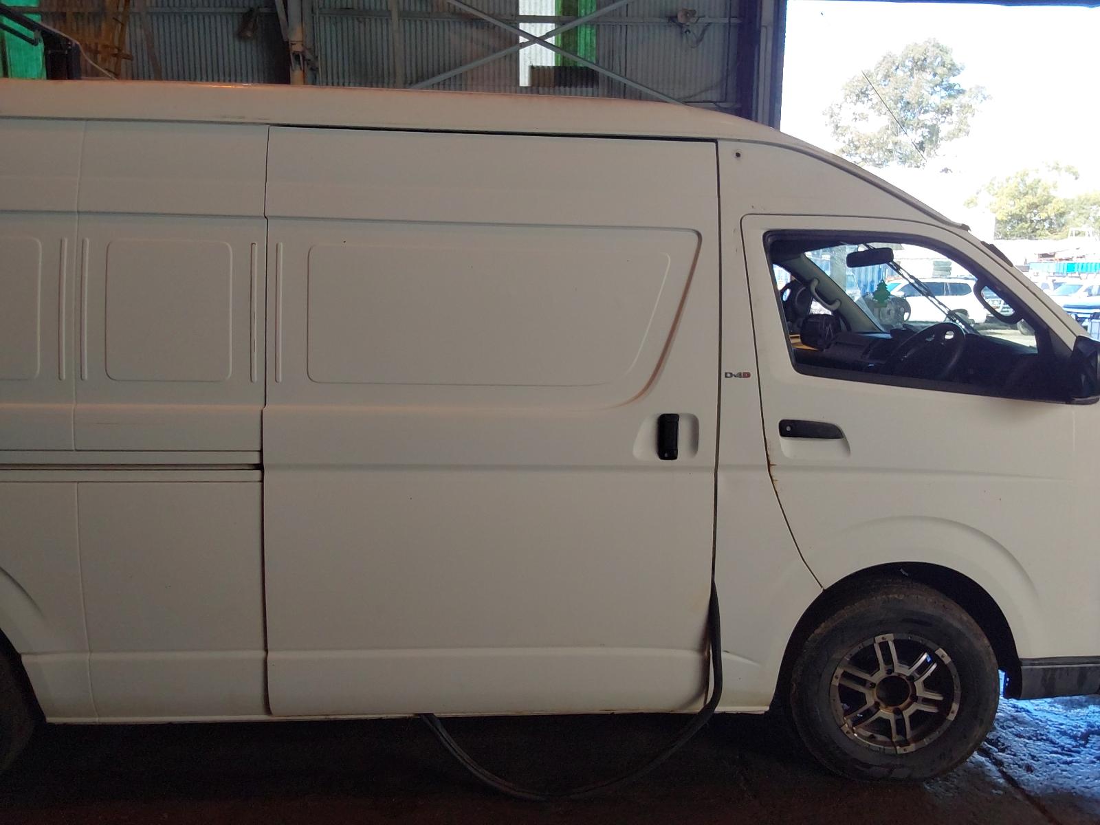 View Auto part Door/Boot/Gate Lock Toyota Hiace 2005
