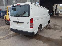 View Auto part Grille Toyota Hiace 2011
