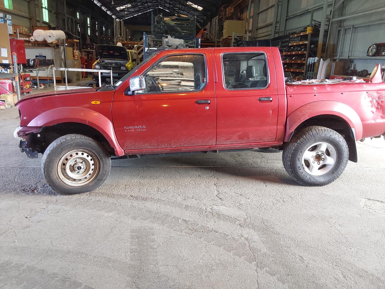 View Auto part Towbar Nissan Navara 2006