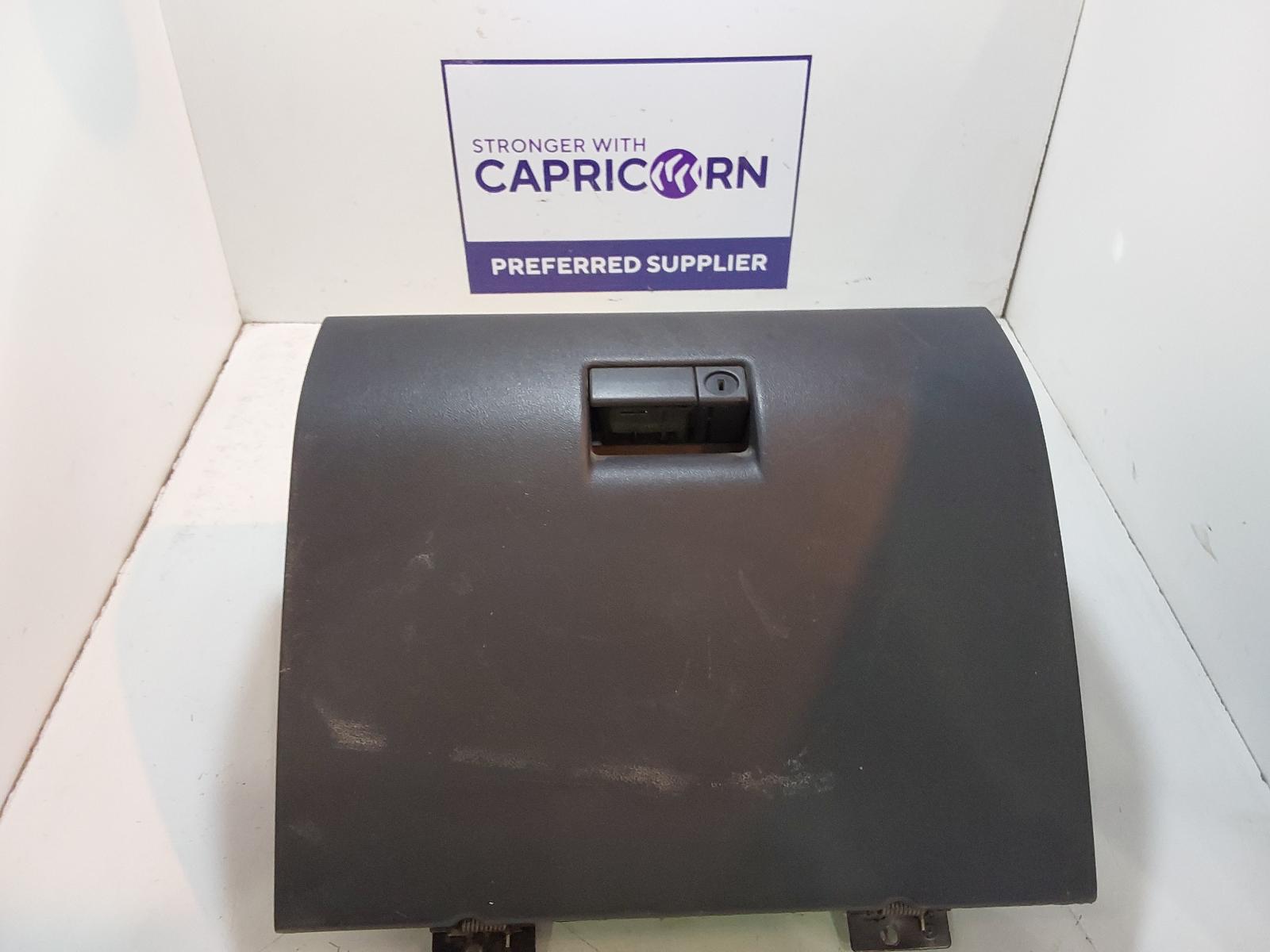 Glove Box Colorado Holden 2009