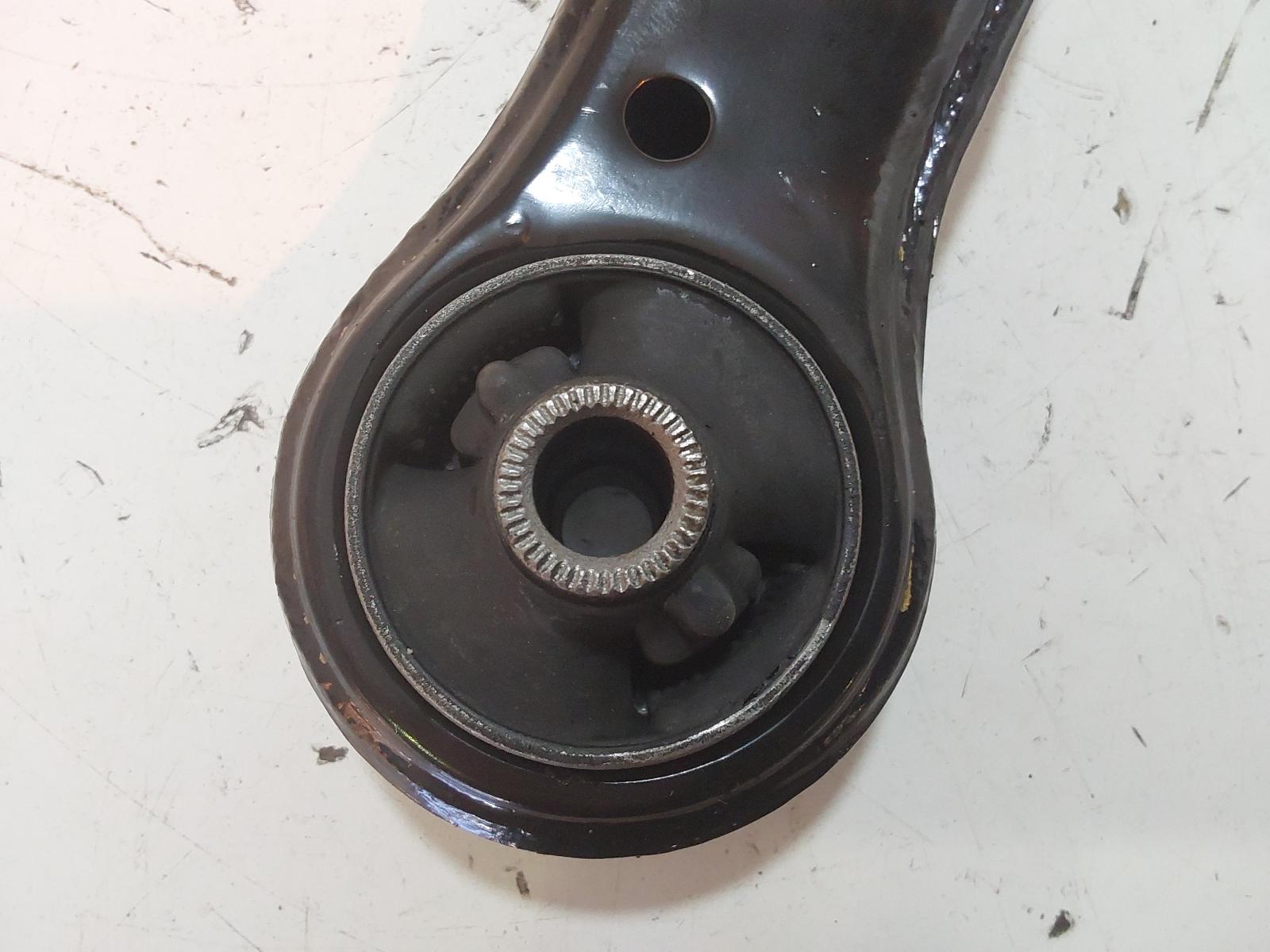View Auto part Right Front Lower Control Arm Toyota Aurion 2006