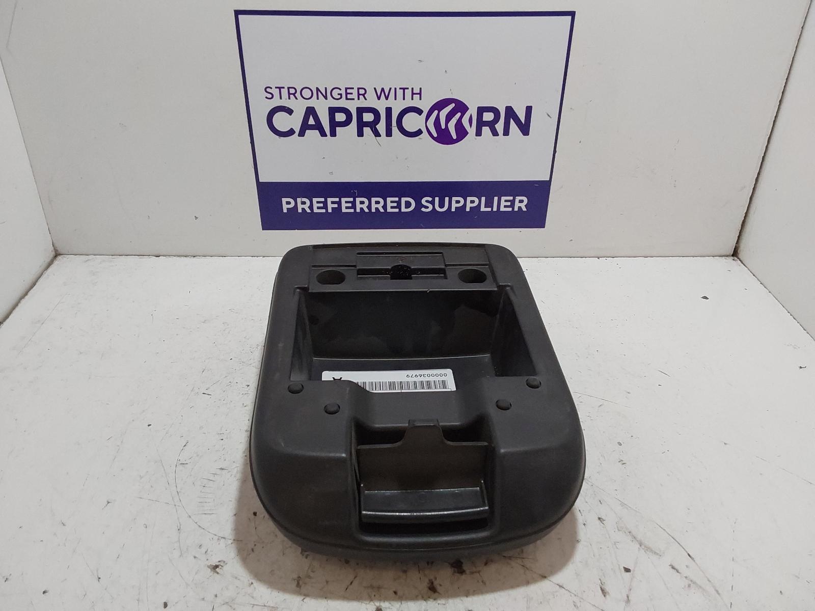 View Auto part Console Mitsubishi Triton 2017
