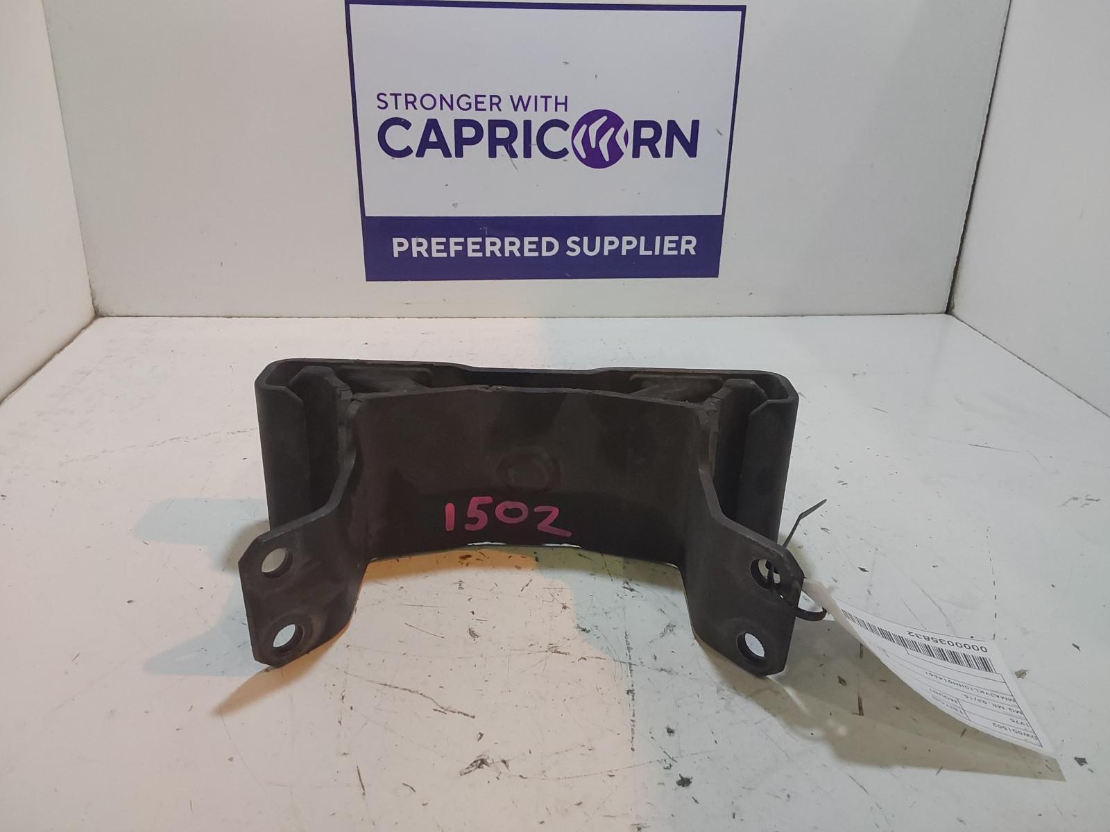 View Auto part Mount Mitsubishi Triton 2017