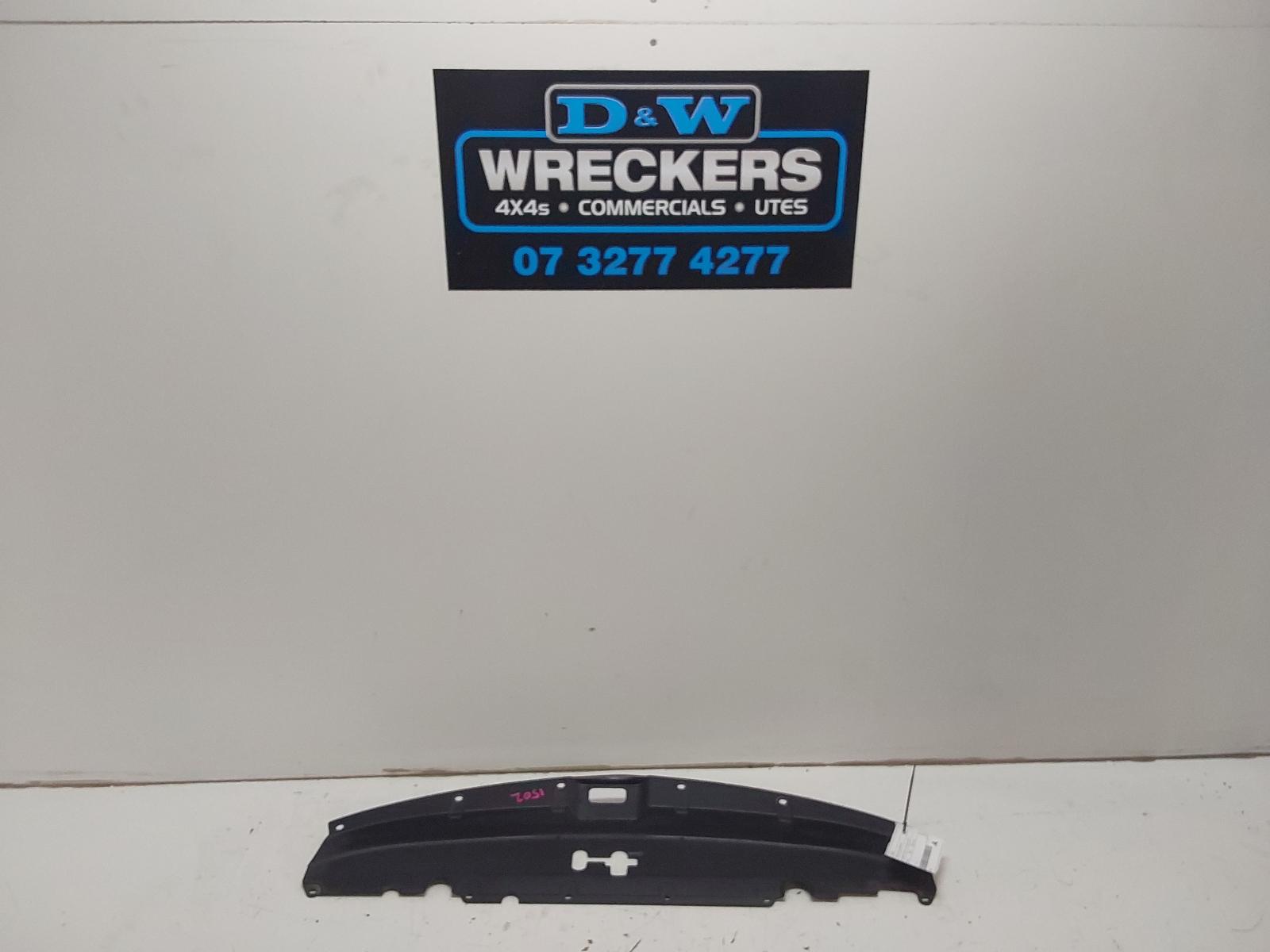 View Auto part Bonnet Lock/Support Mitsubishi Triton 2017