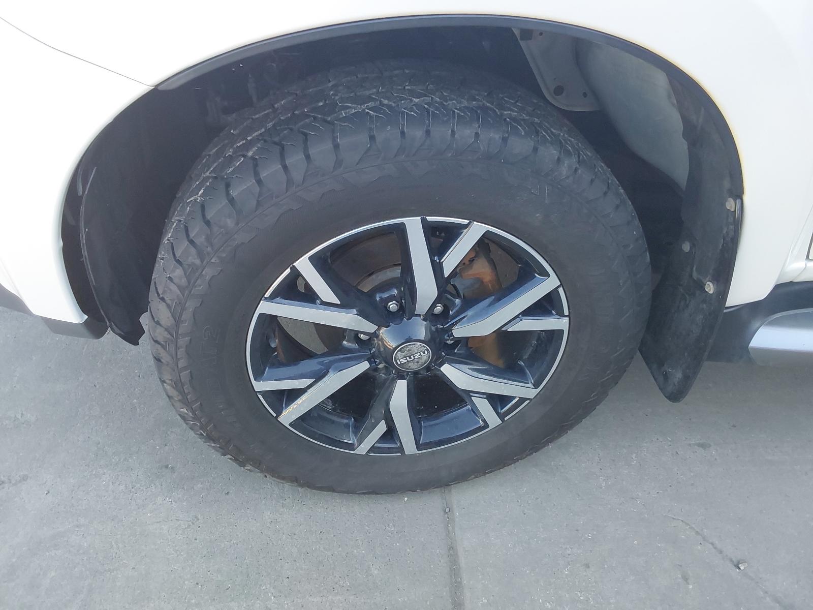 2021 Isuzu Mu-x A/C Condenser View Auto part A/C Condenser Isuzu Mu-x 2021