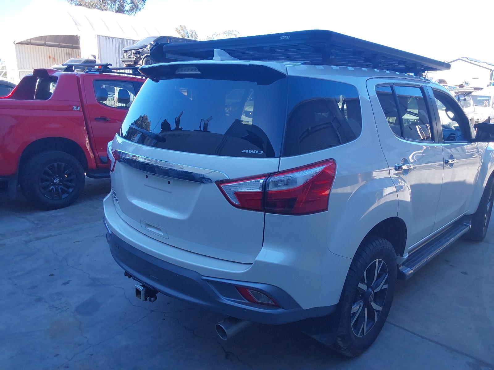 2021 Isuzu Mu-x A/C Condenser View Auto part A/C Condenser Isuzu Mu-x 2021