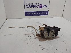 View Auto part Door/Boot/Gate Lock Toyota Hilux 2002