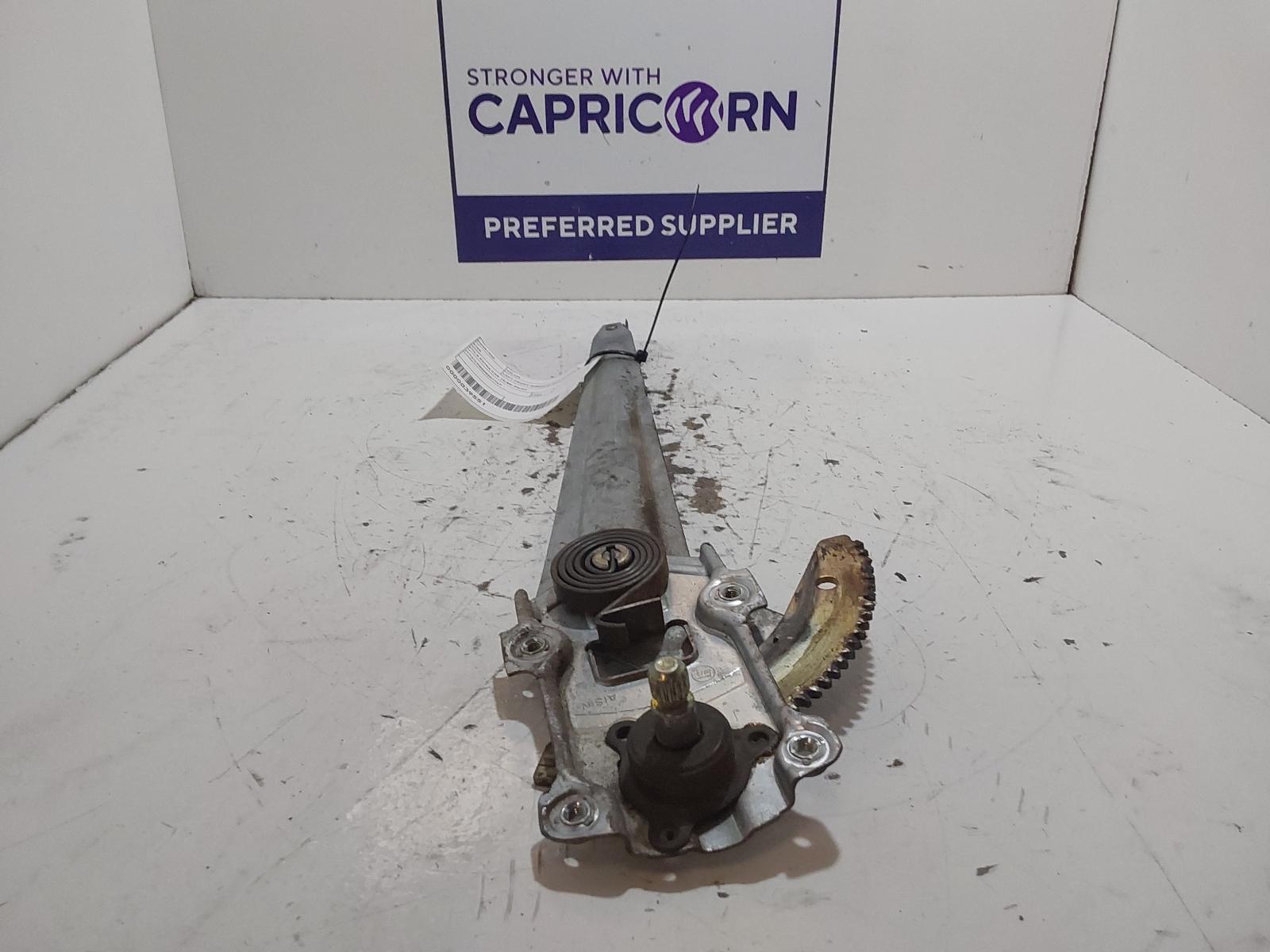 View Auto part Left Front Window Reg/Motor Toyota Hilux 1989