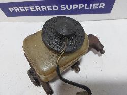 View Auto part Master Cylinder Toyota Hilux 1989