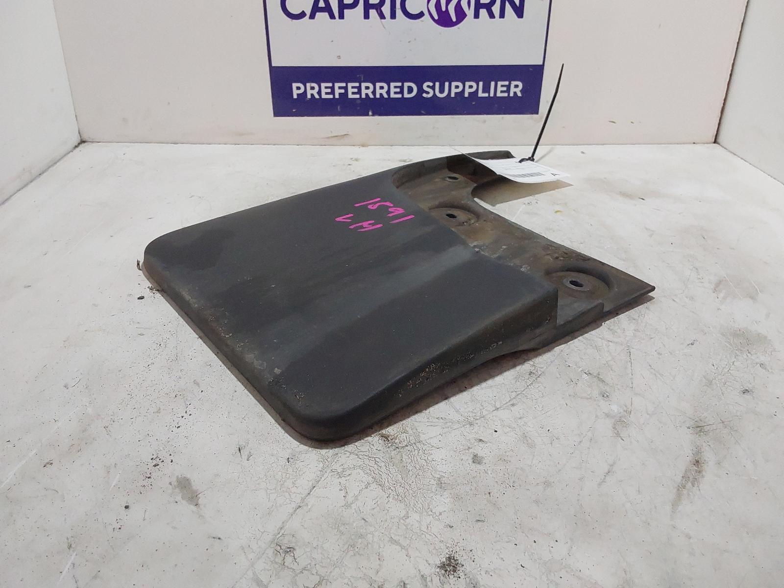 View Auto part Mud Flaps Mitsubishi Triton 2019