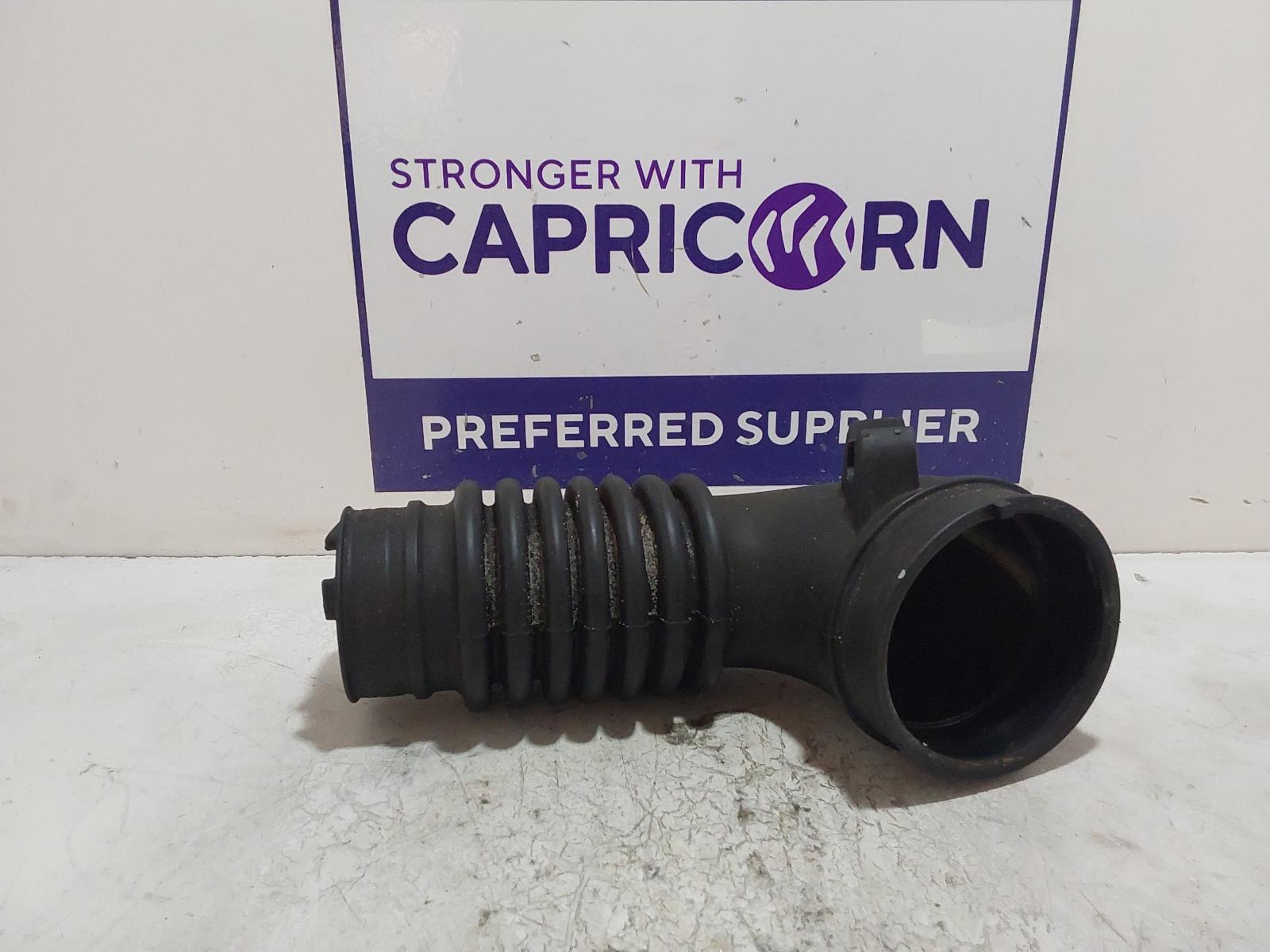 View Auto part Air Cleaner Duct/Hos Mitsubishi Triton 2019
