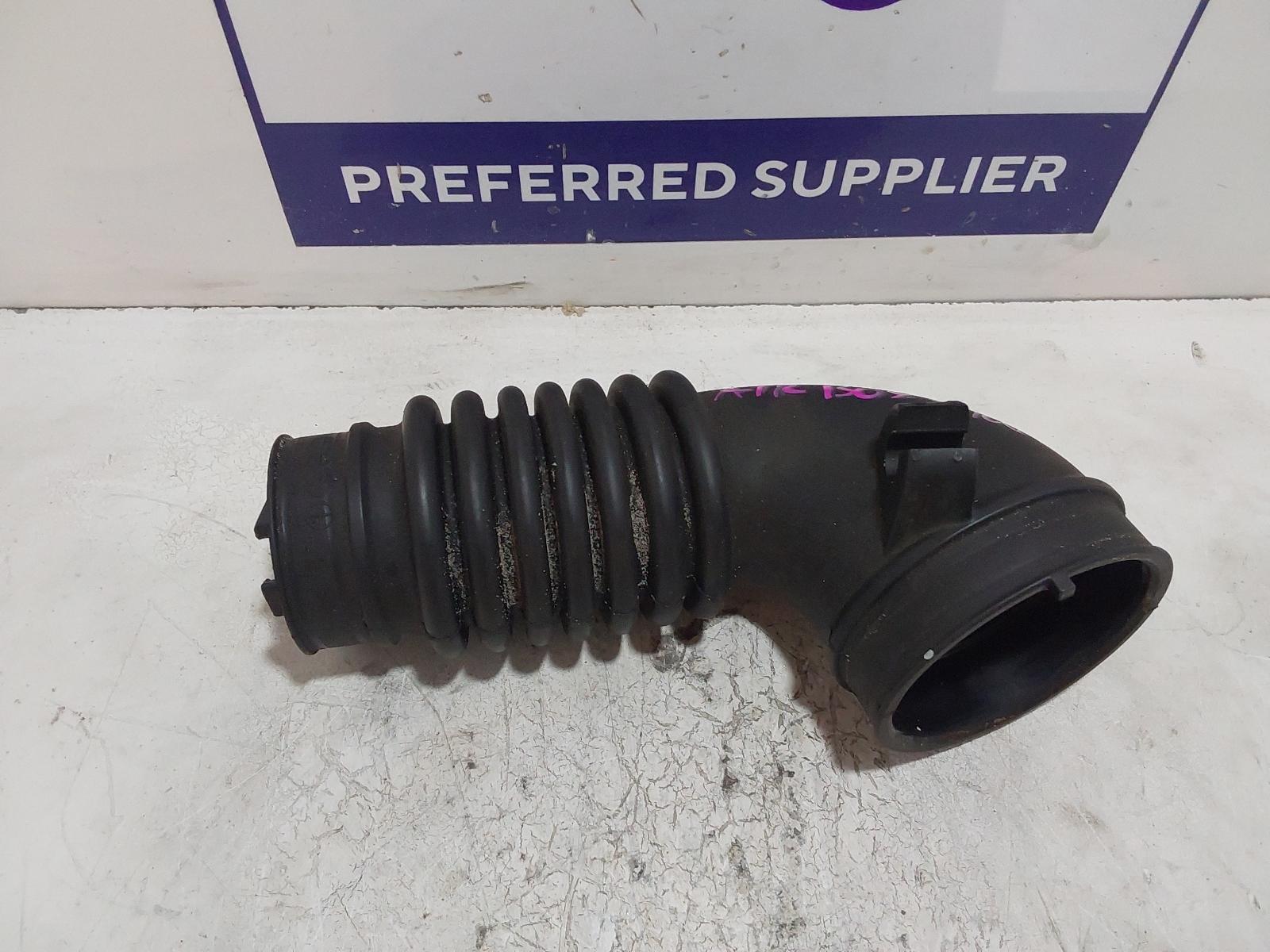 View Auto part Air Cleaner Duct/Hos Mitsubishi Triton 2019