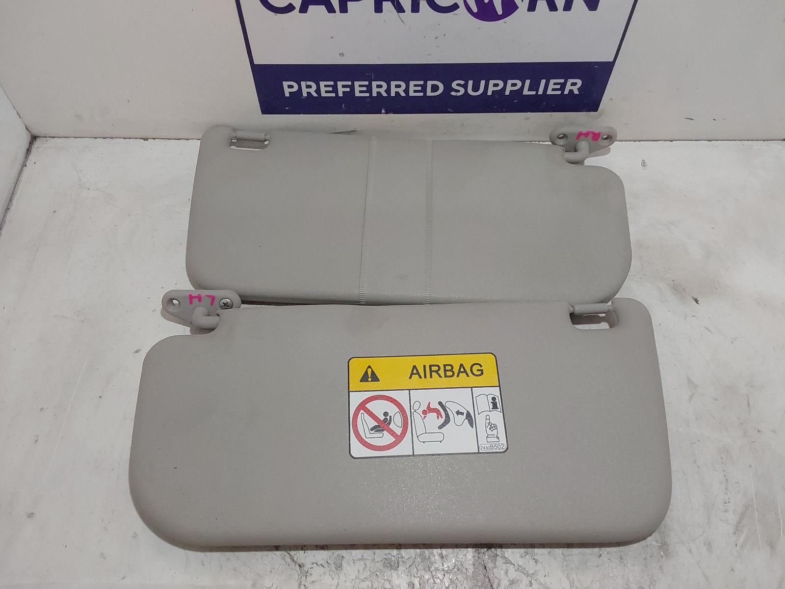 View Auto part Sunvisor Mitsubishi Triton 2019