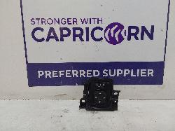 View Auto part Misc Switch/Relay Mitsubishi Triton 2019