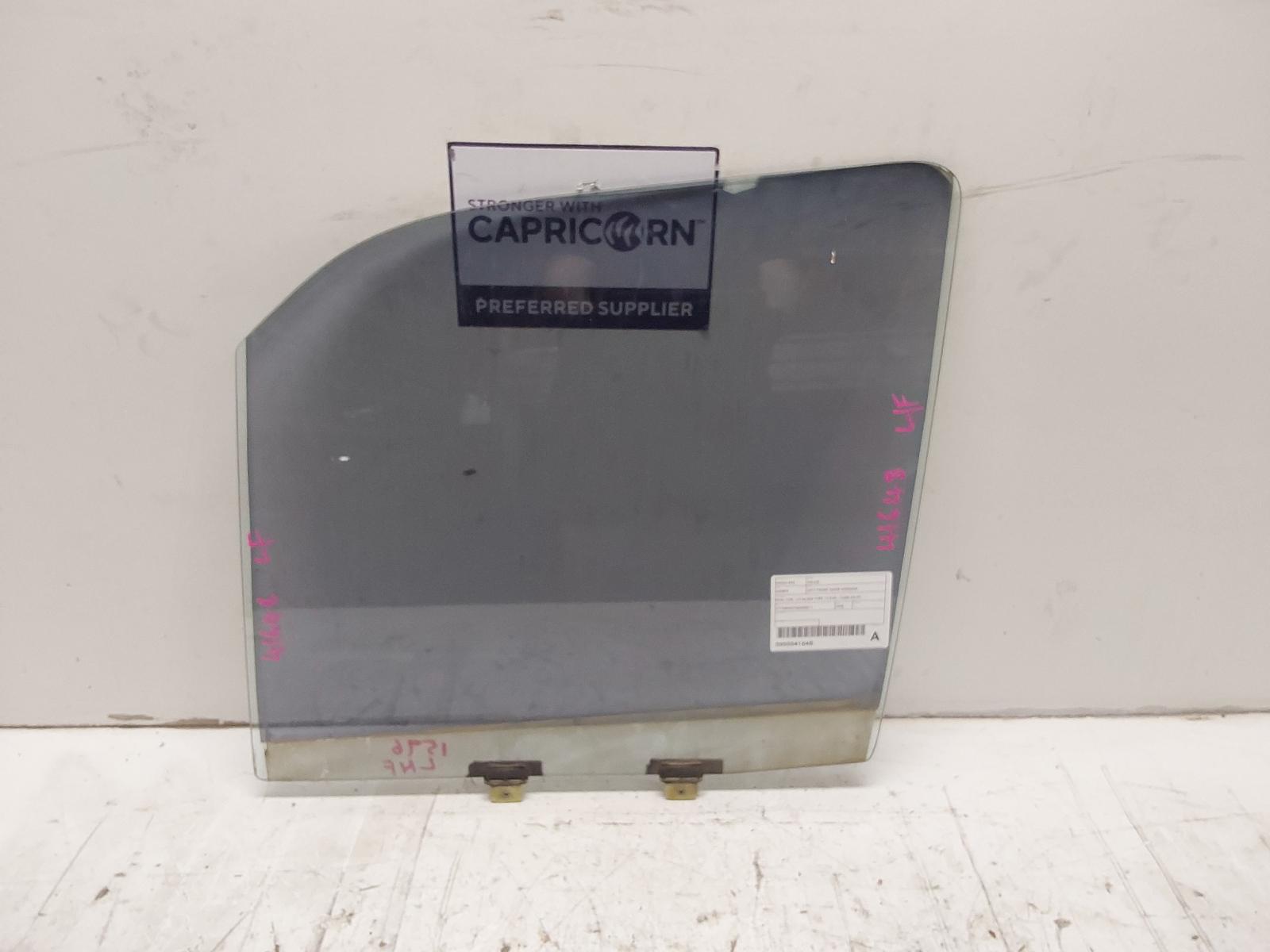1995 Toyota Hilux Left Front Door Window View Auto part Left Front Door Window Toyota Hilux 1995