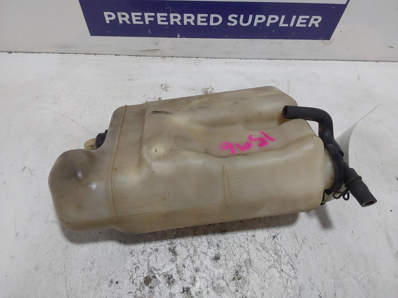 1995 Toyota Hilux Overflow Bottle View Auto part Overflow Bottle Toyota Hilux 1995