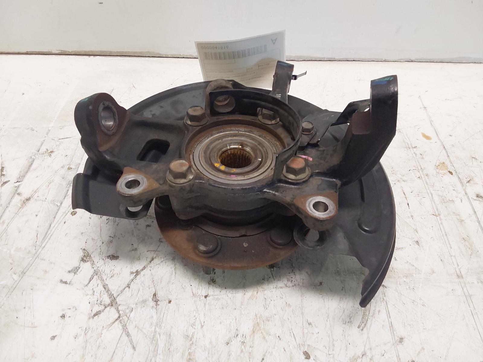 View Auto part Right Front Hub Assembly Mitsubishi Triton 2019