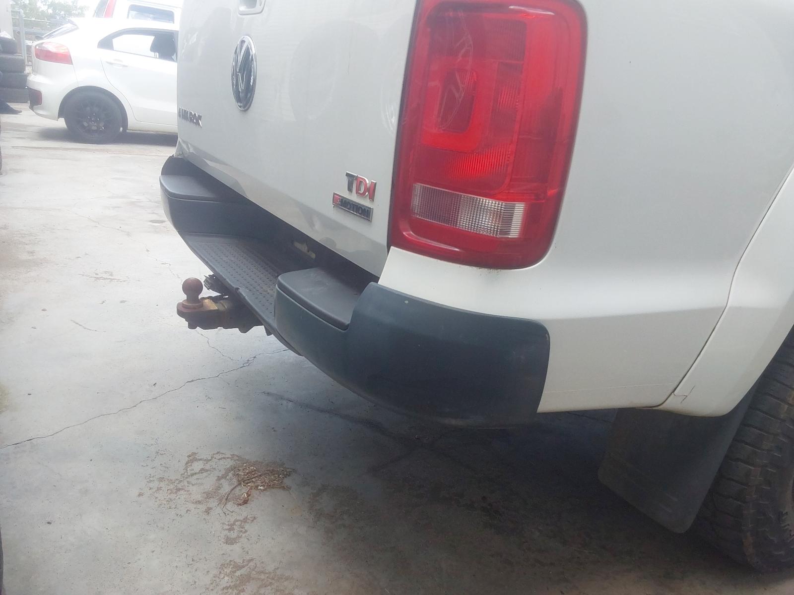 View Auto part Right Rear 1/4 Door Glass Volkswagen Amarok 2014