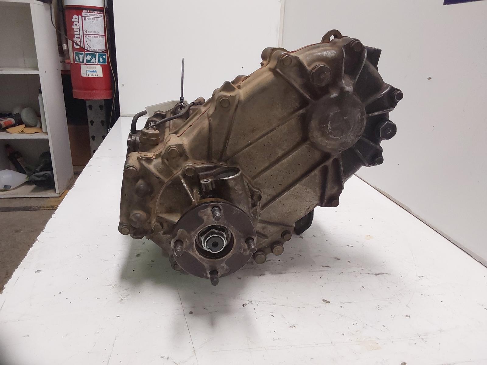 View Auto part Transfer Case Toyota Hilux 2002