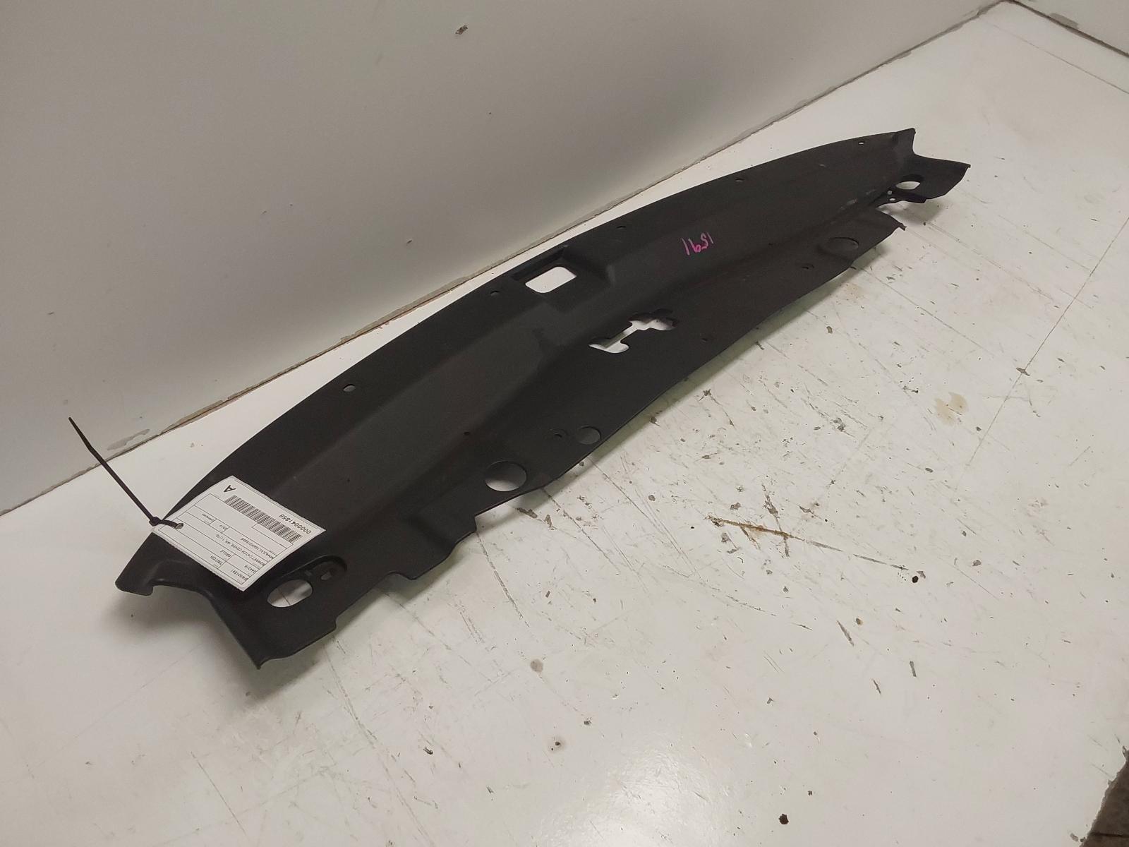 View Auto part Grille Mitsubishi Triton 2019