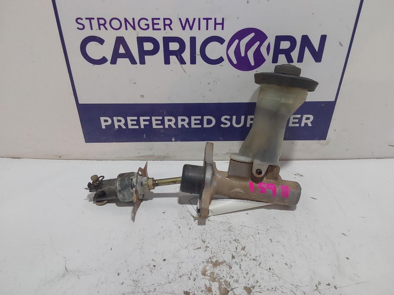 View Auto part Clutch Master Cylind Toyota Hilux 1999