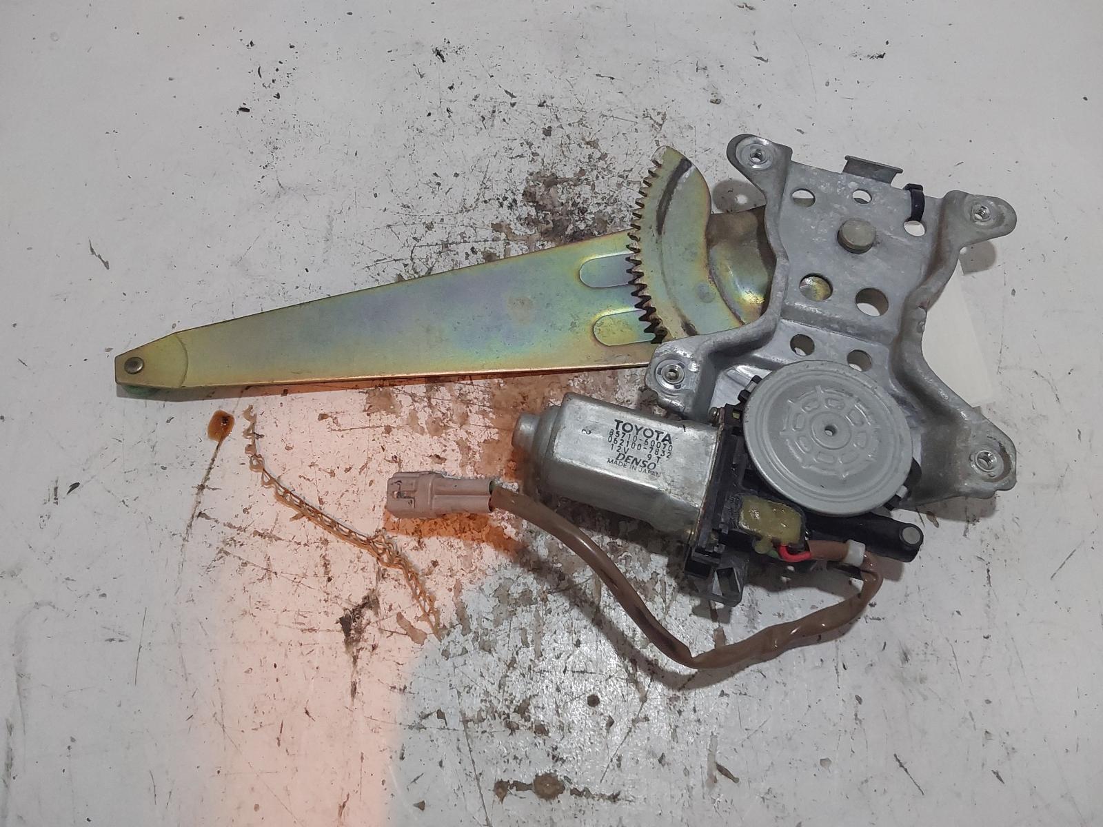 View Auto part Left Rear Wnd Reg/Motor Toyota Prado 1998
