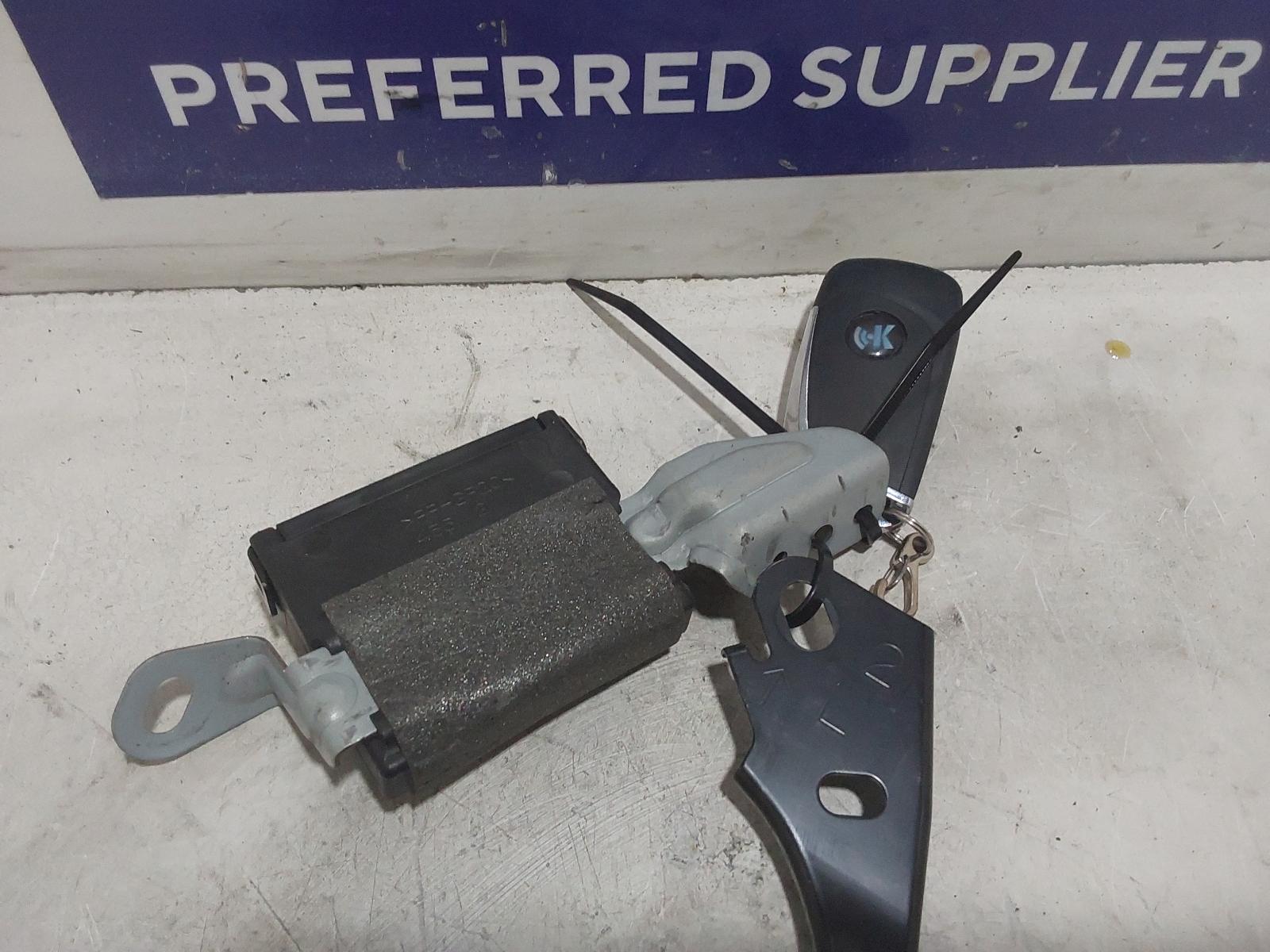 View Auto part Ecu Toyota Hiace 2017
