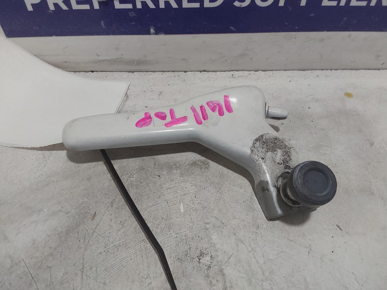 View Auto part Door Hinge/Runner Toyota Hiace 2017