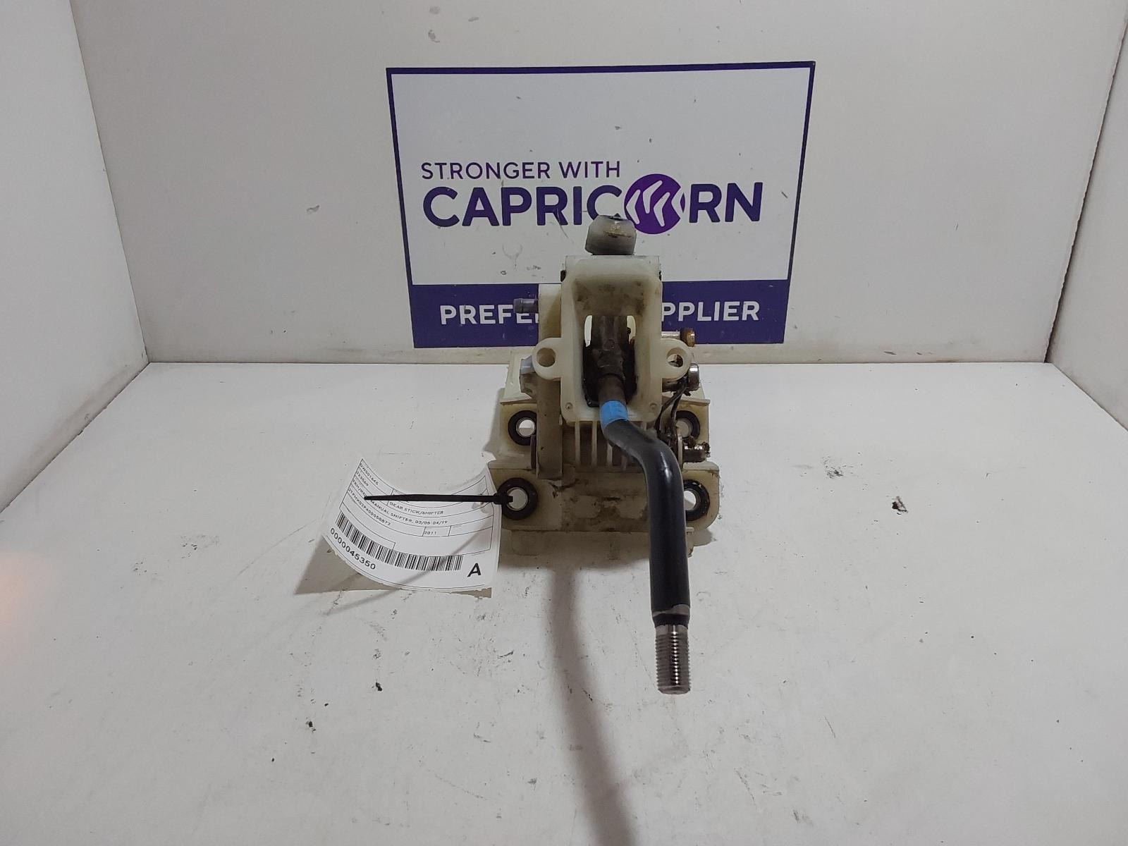 View Auto part Gear Stick/Shifter Toyota Hiace 2011