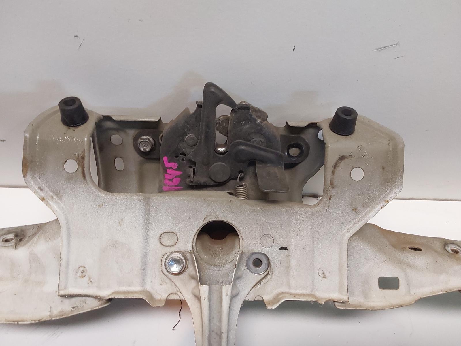 View Auto part Bonnet Lock/Support Toyota Hiace 2011