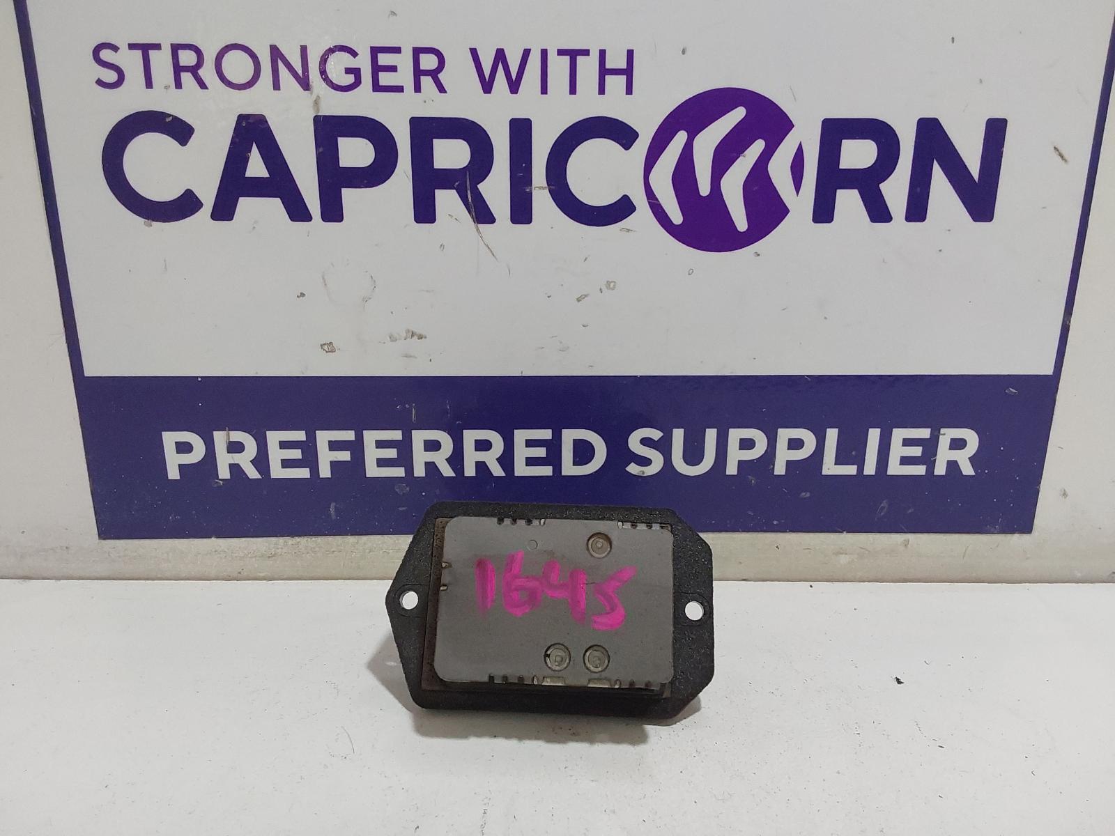 View Auto part Fan Speed Resistor Toyota Hiace 2011