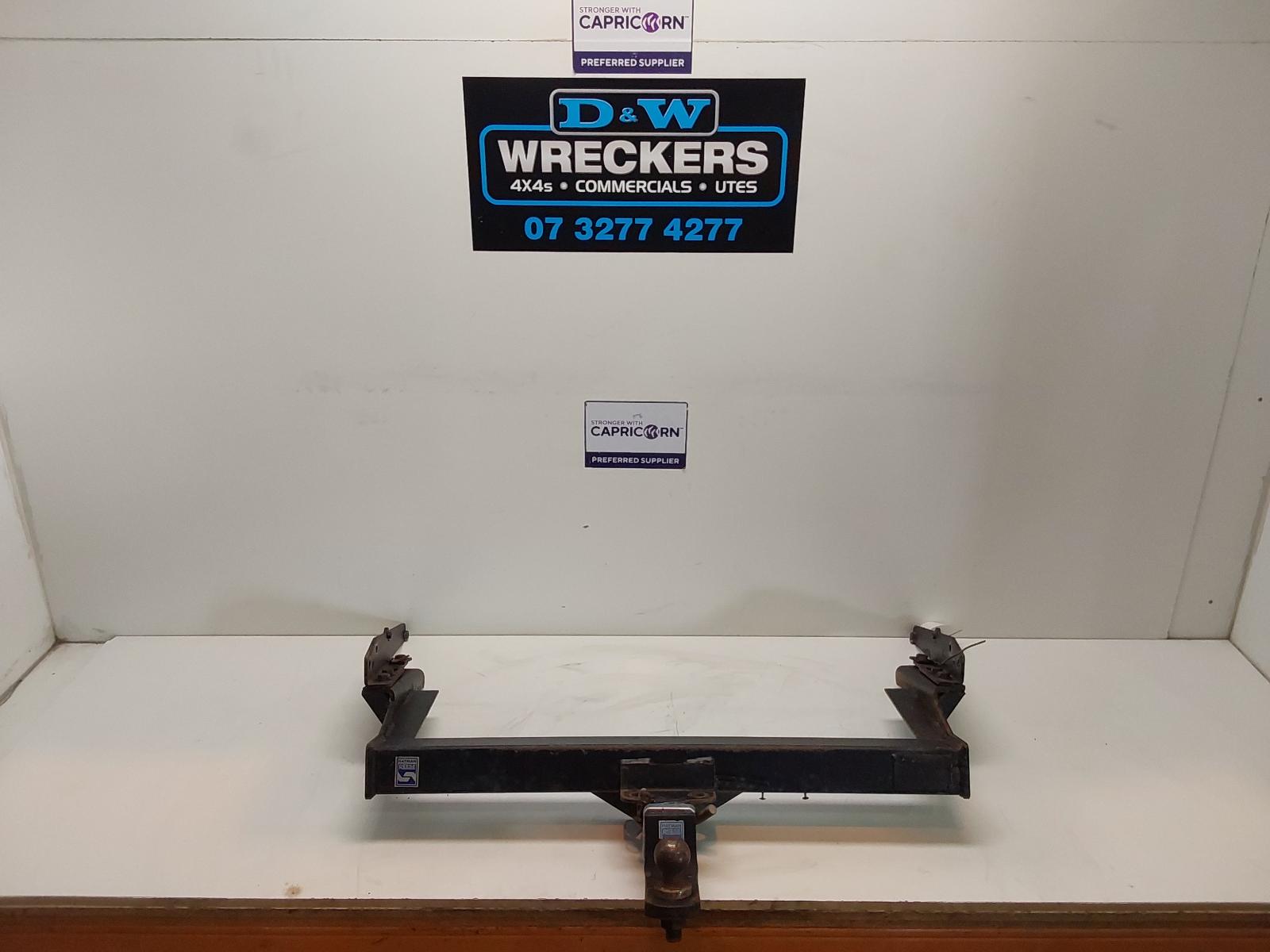 View Auto part Towbar Nissan Navara 2006