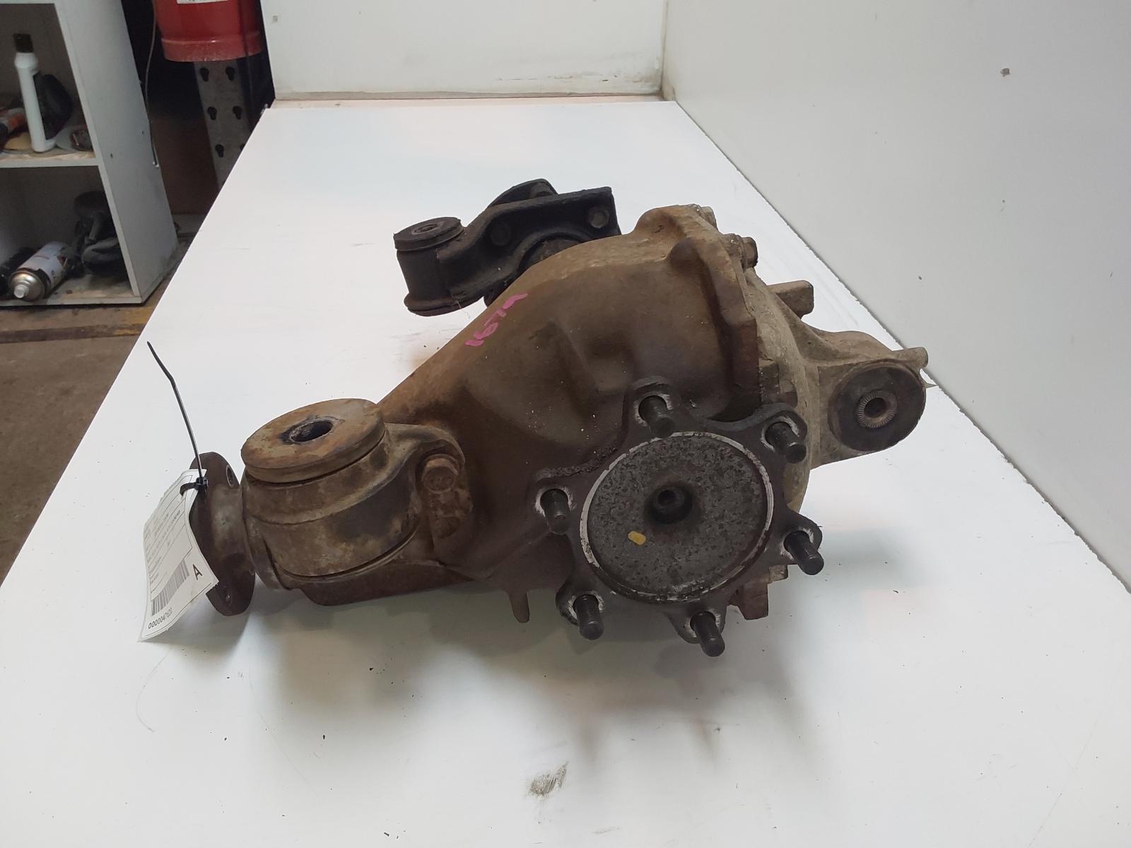 2001 Toyota Hilux Differential Centre View Auto part Differential Centre Toyota Hilux 2001