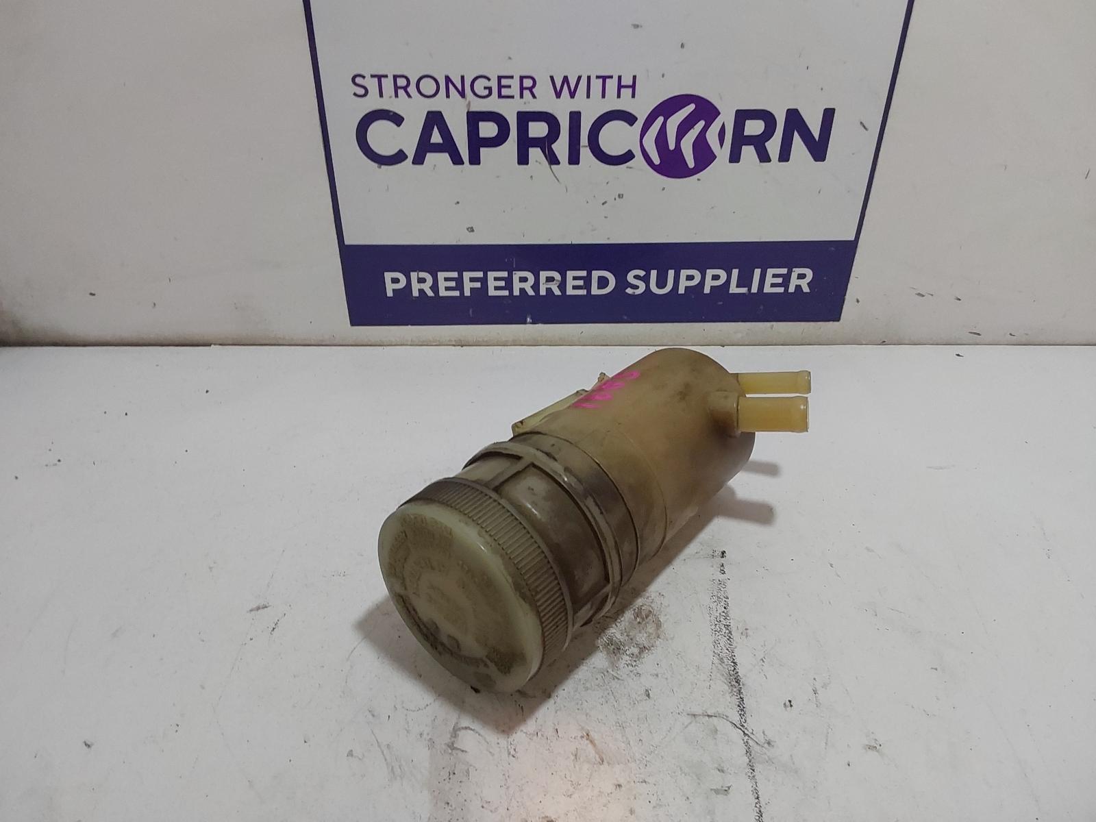 View Auto part P/S Reservoir Isuzu Dmax 2015