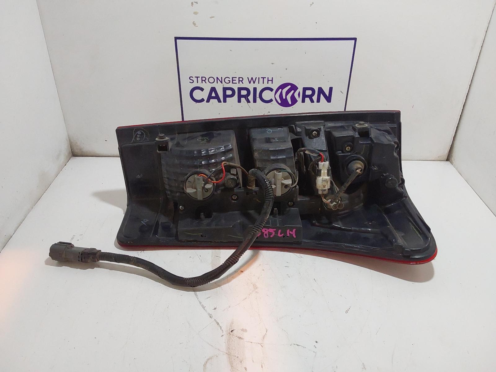 View Auto part Left Taillight Isuzu Dmax 2015